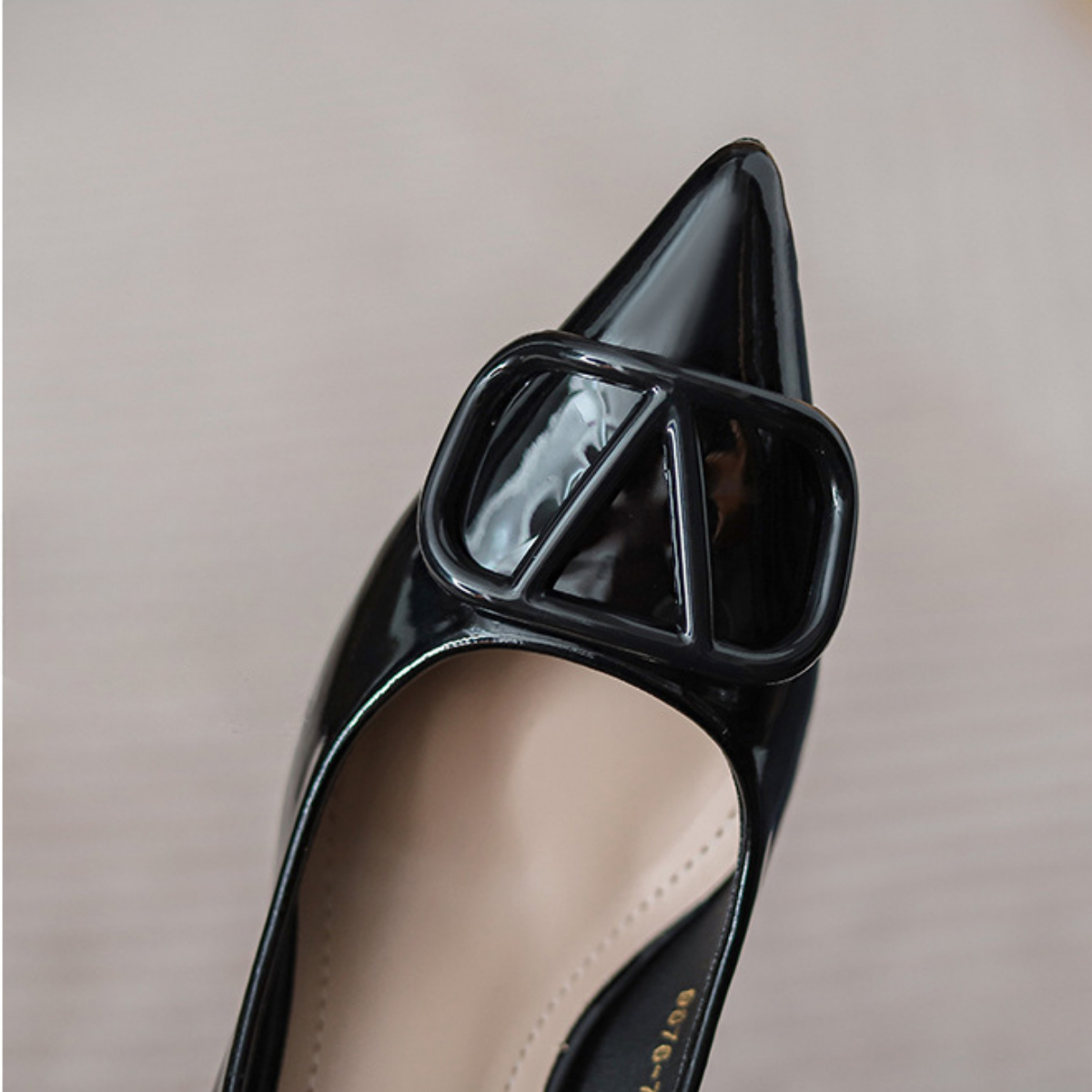 Zapato de Tacón Medio Victoria
