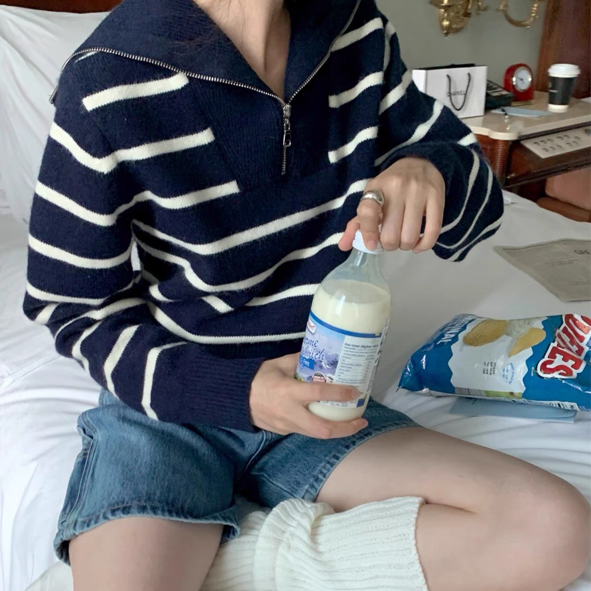 Martina | Suéter de Rayas con Cremallera y Cuello Alto