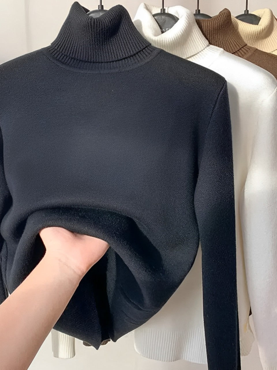 Evangelina | Suéter Peluciado de Algodón con Cuello Alto Cálido