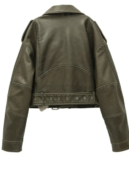 Agripina | Chaqueta de piel sintética con cinturón y cremallera para uso urbano.