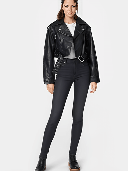 Carlota | Chaqueta corta de piel sintética con cremallera asimétrica