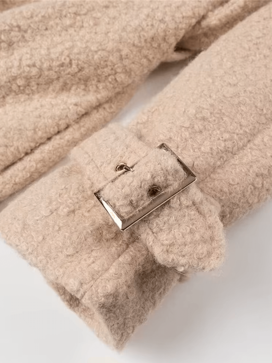 Filomena | Abrigo de lana de peluche con hebillas