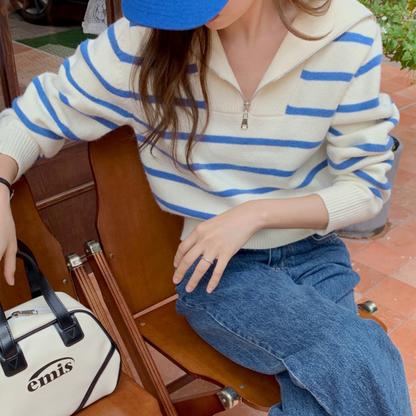 Martina | Suéter de Rayas con Cremallera y Cuello Alto