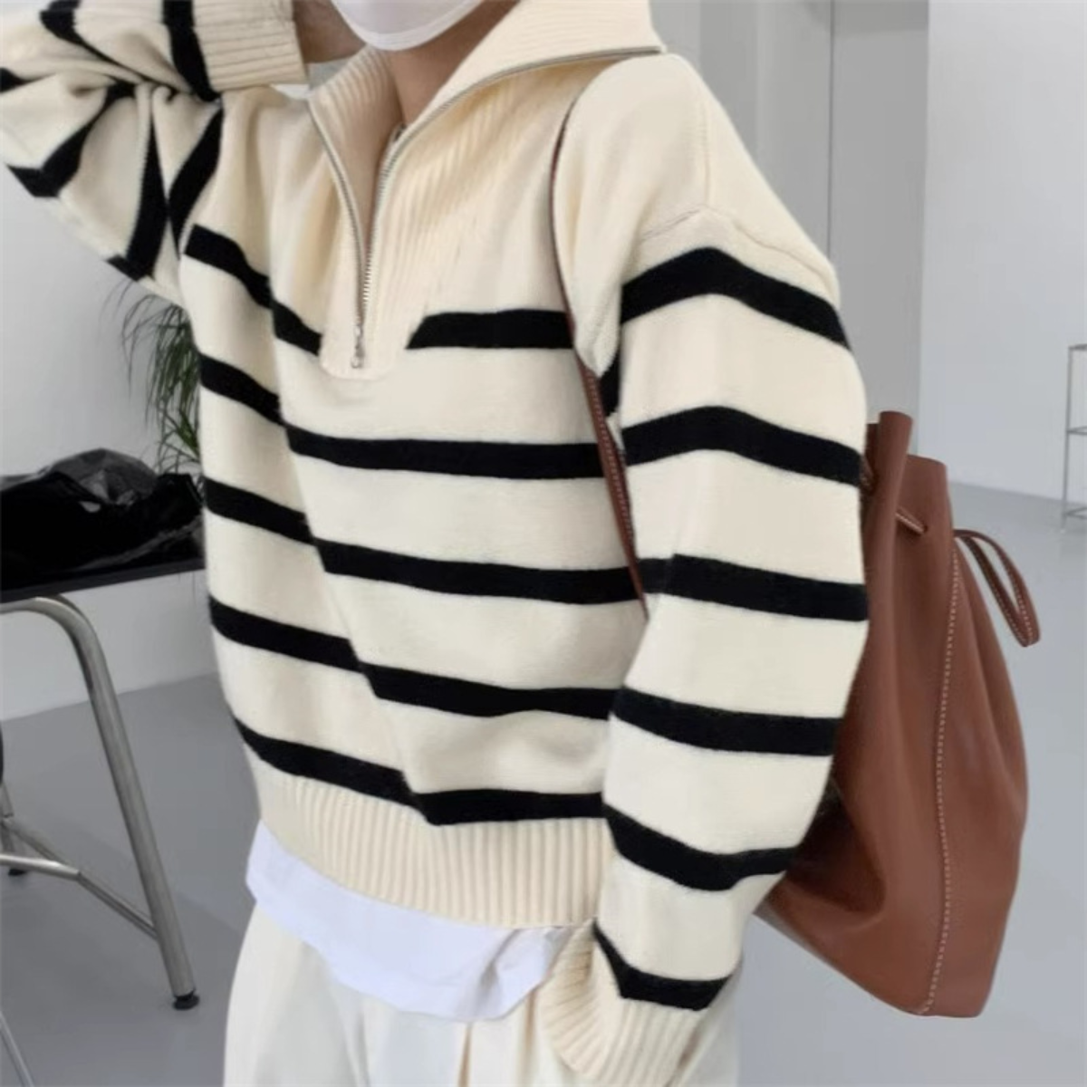 Martina | Suéter de Rayas con Cremallera y Cuello Alto