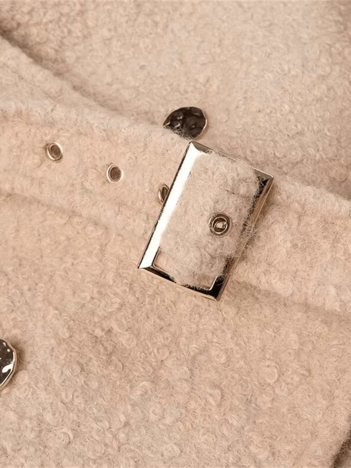 Filomena | Abrigo de lana de peluche con hebillas