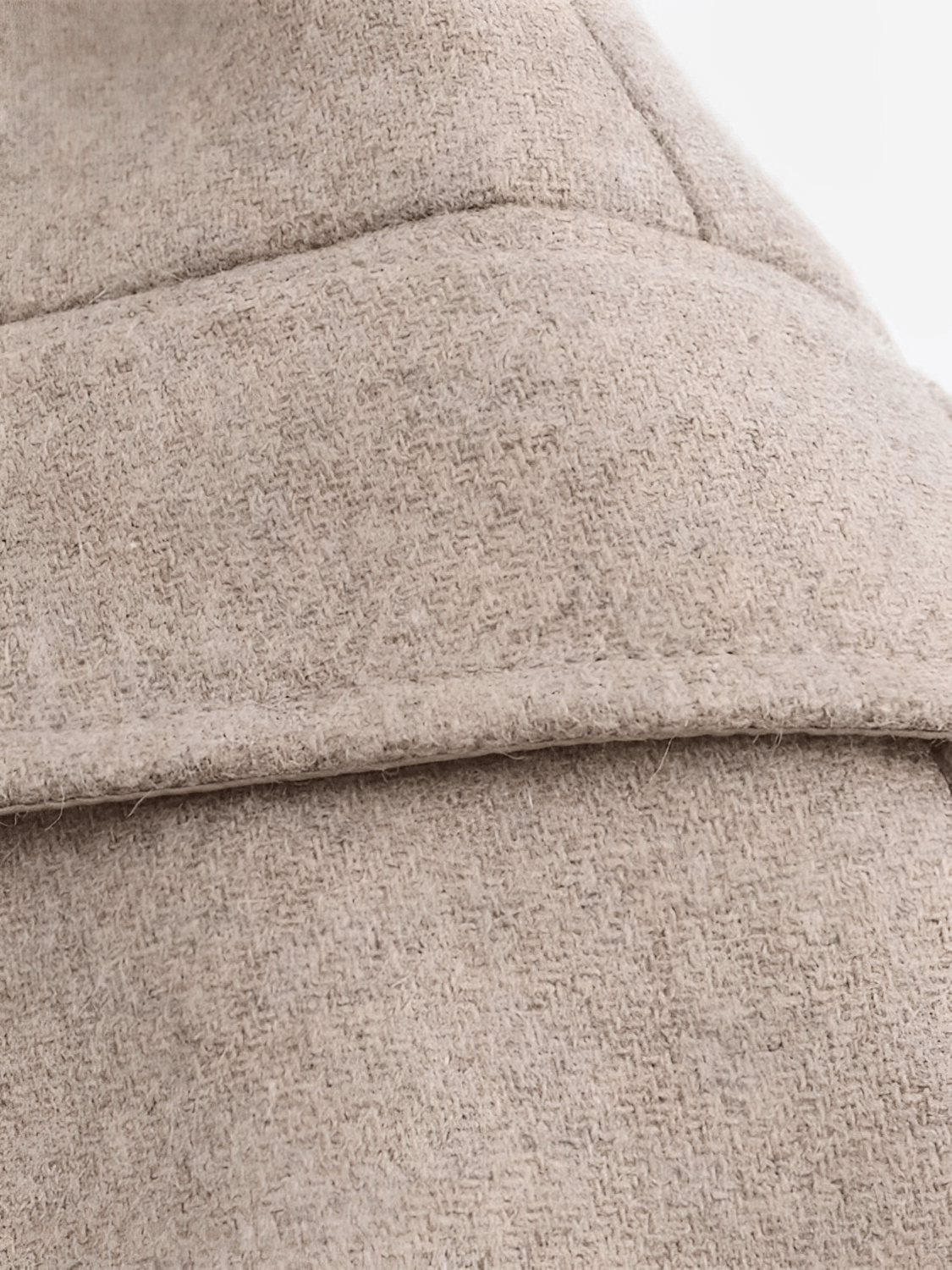 Quirina | Abrigo de lana con cuello de piel y cierre de botones