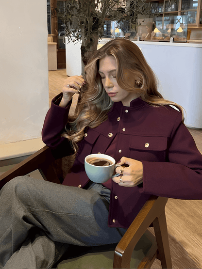 Amparo | Chaqueta Bomber Aveludada Botones Dorados Bolsos