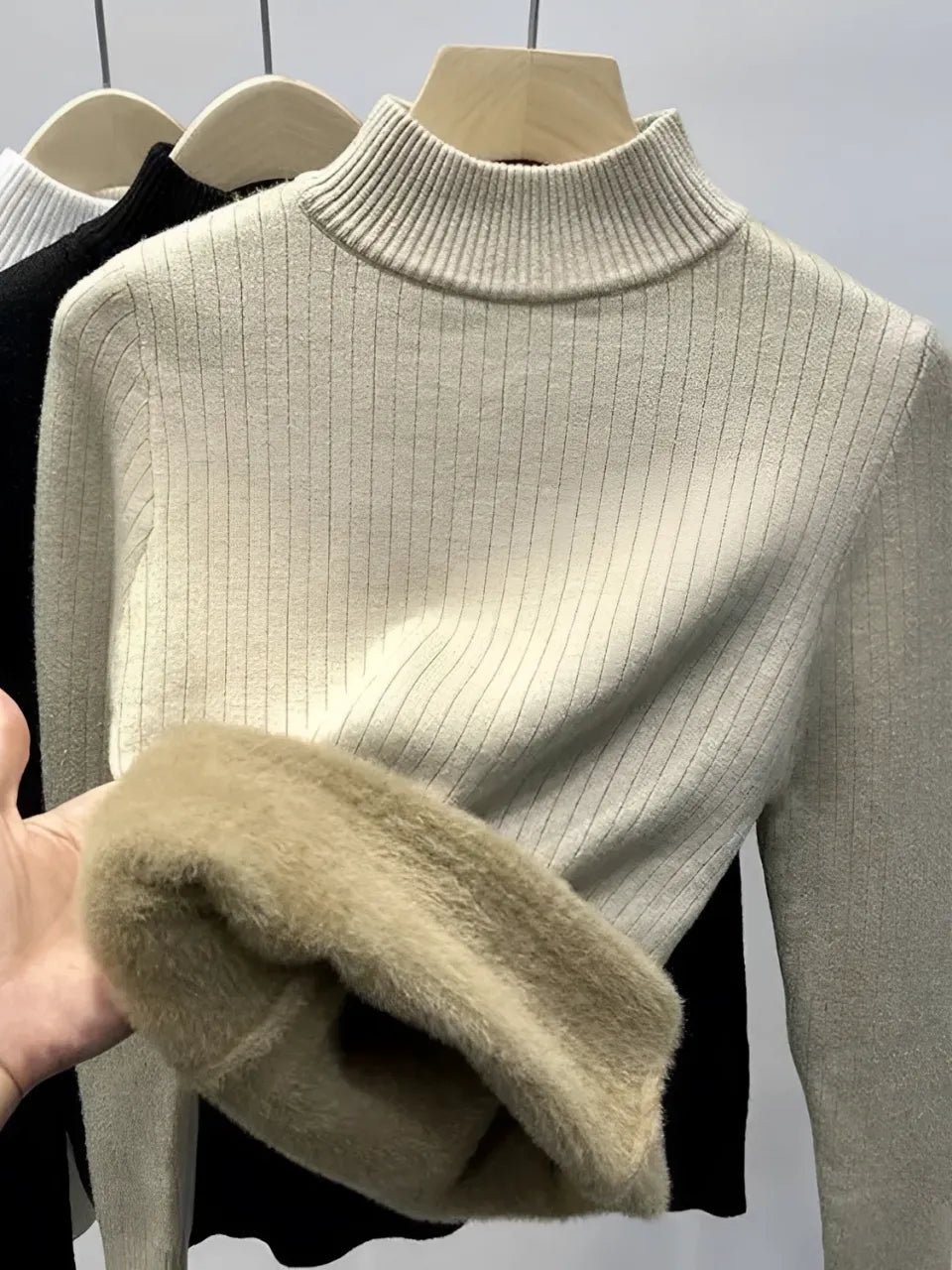 Zuleima | Suéter Femenino Peluciado Canelado Cuello Alto