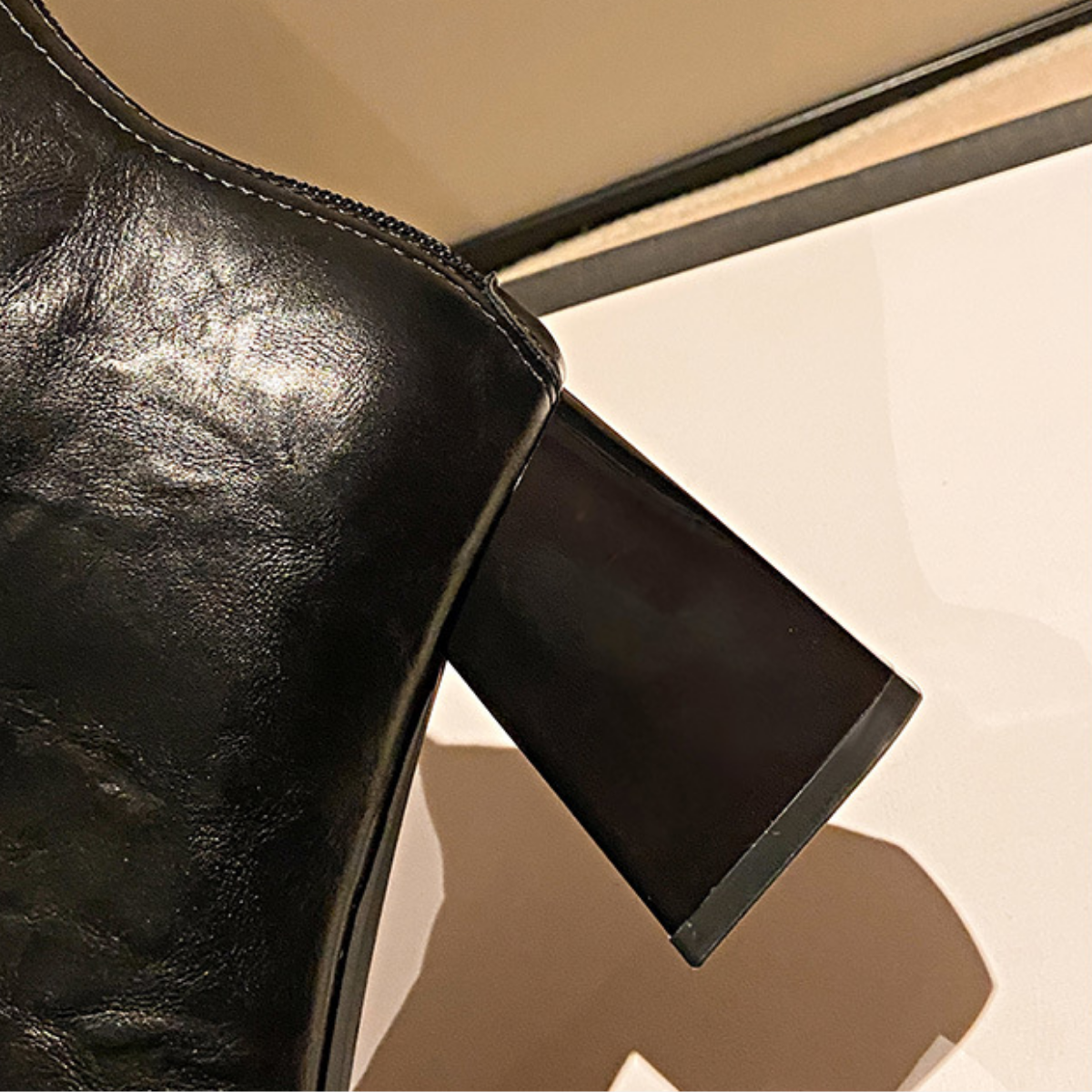 Bota Alta de Piel Detroit