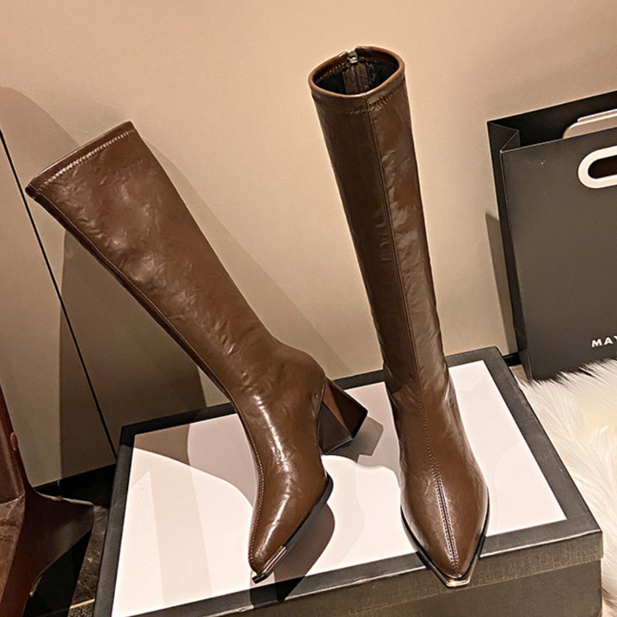 Bota Alta de Piel Detroit