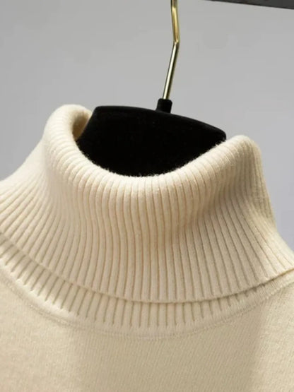 Evangelina | Suéter Peluciado de Algodón con Cuello Alto Cálido