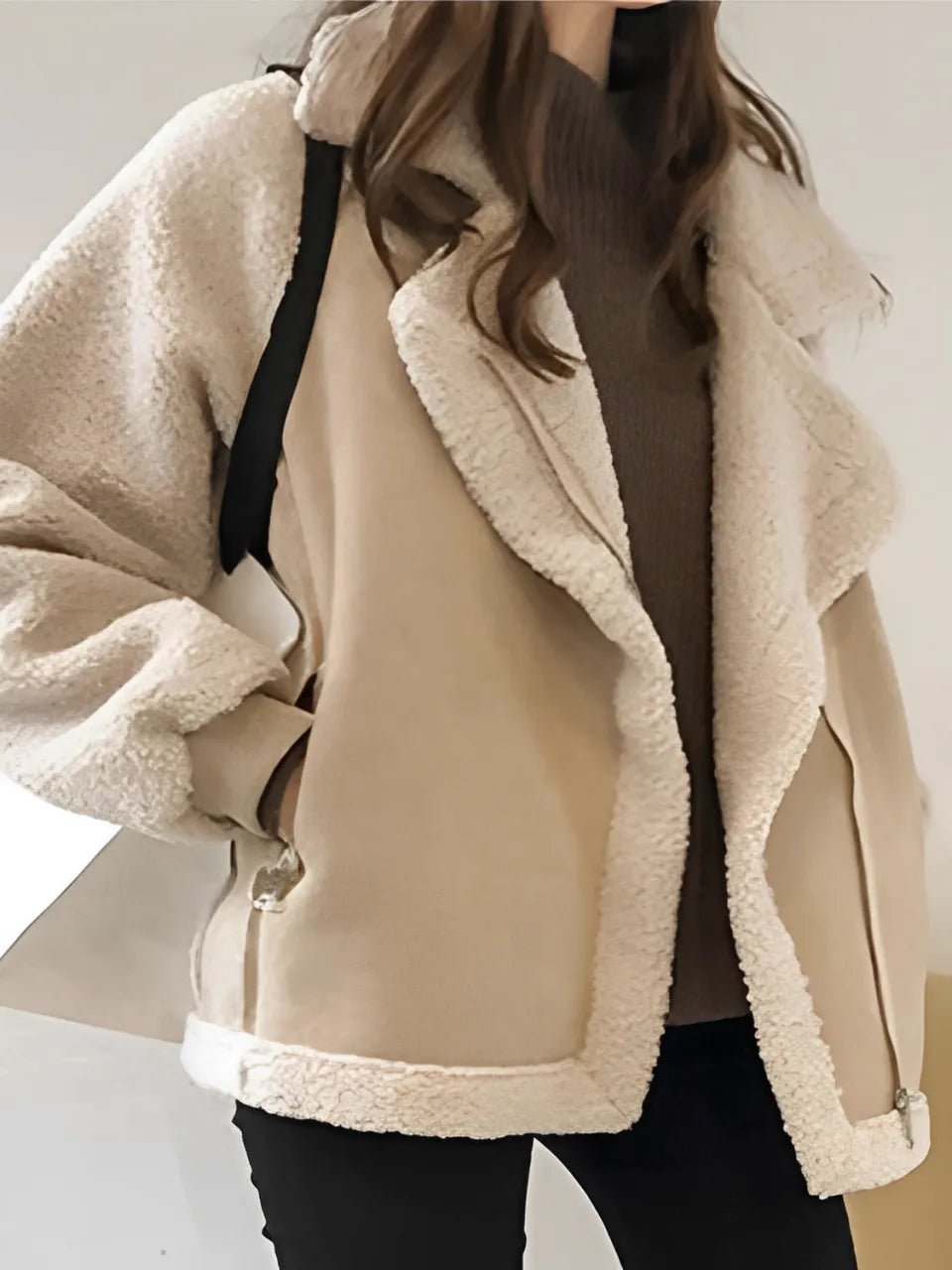 Eulalia | Abrigo Femenino Peluciado Lana Camurça Cremallera