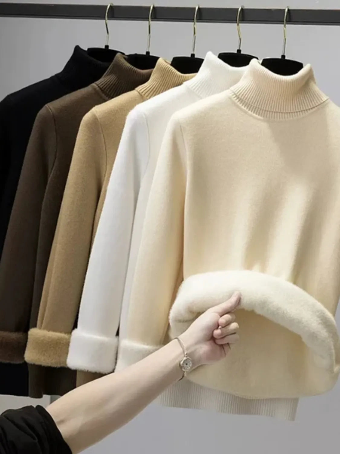 Evangelina | Suéter Peluciado de Algodón con Cuello Alto Cálido