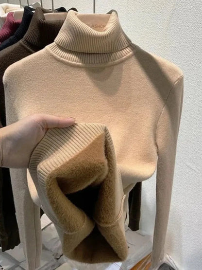 Evangelina | Suéter Peluciado de Algodón con Cuello Alto Cálido